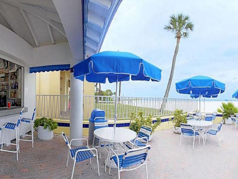 Alden Suites - A Beachfront Resort St. Pete Beach Exteriör bild