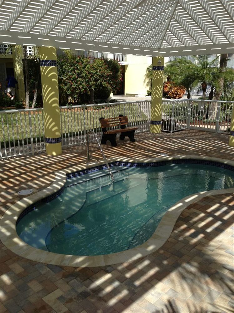 Alden Suites - A Beachfront Resort St. Pete Beach Exteriör bild