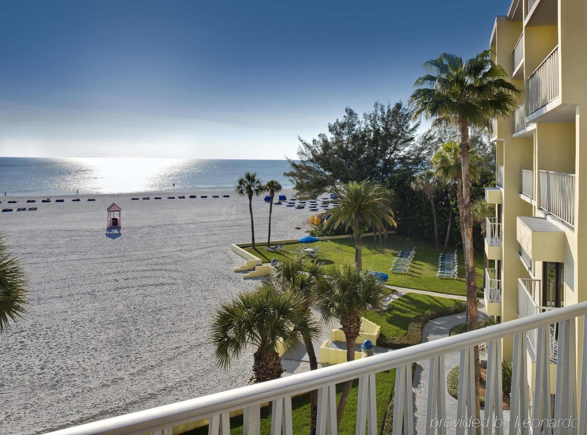 Alden Suites - A Beachfront Resort St. Pete Beach Rum bild