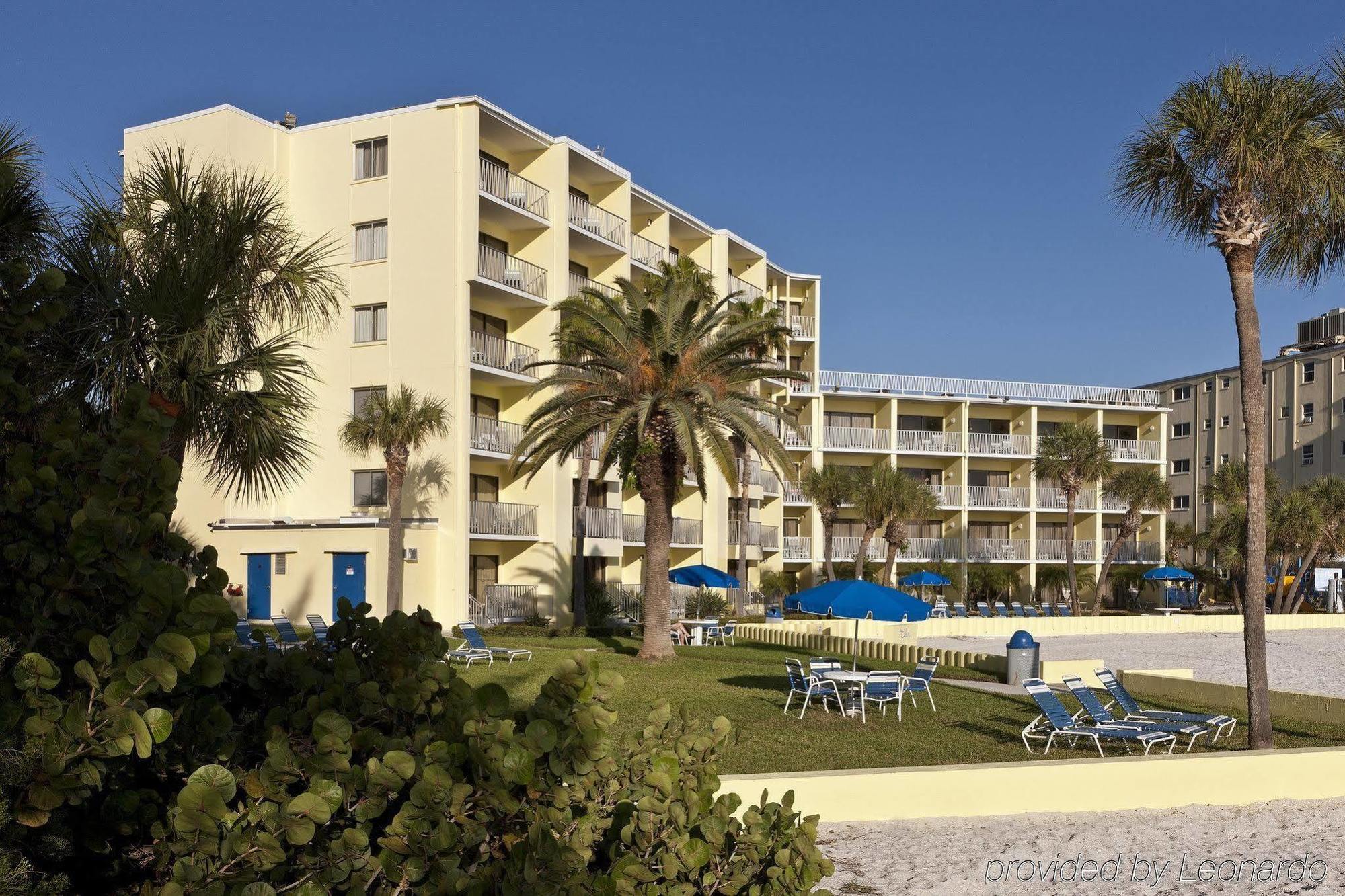 Alden Suites - A Beachfront Resort St. Pete Beach Exteriör bild