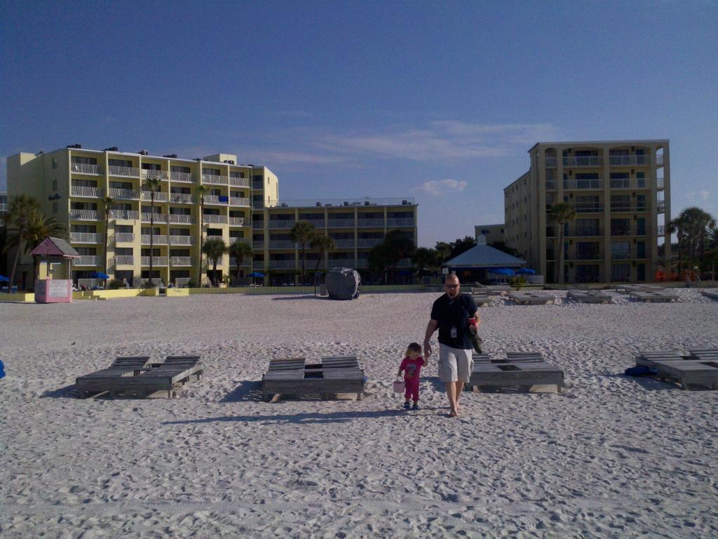 Alden Suites - A Beachfront Resort St. Pete Beach Exteriör bild